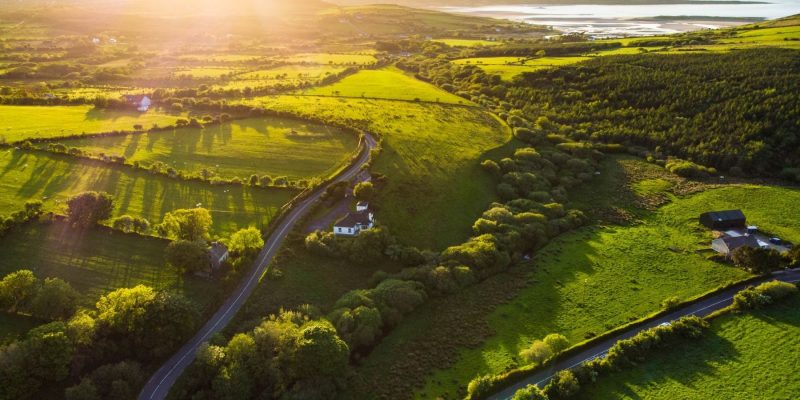 Prachtig uitzicht over Ierse landschappen met Galtic